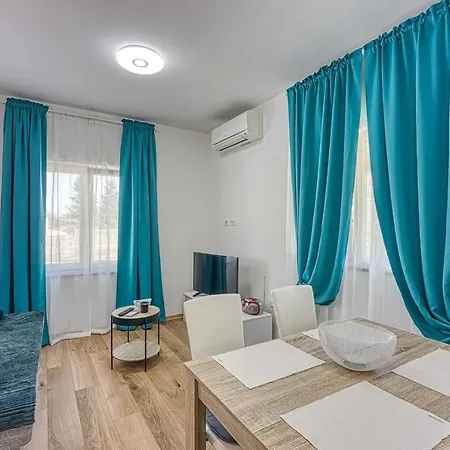 Porec-jug Apartman *