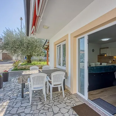 דירה Porec-jug פורץ